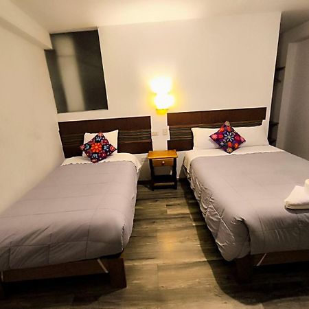 Hostal Balcon De Piedra Urubamba Bagian luar foto