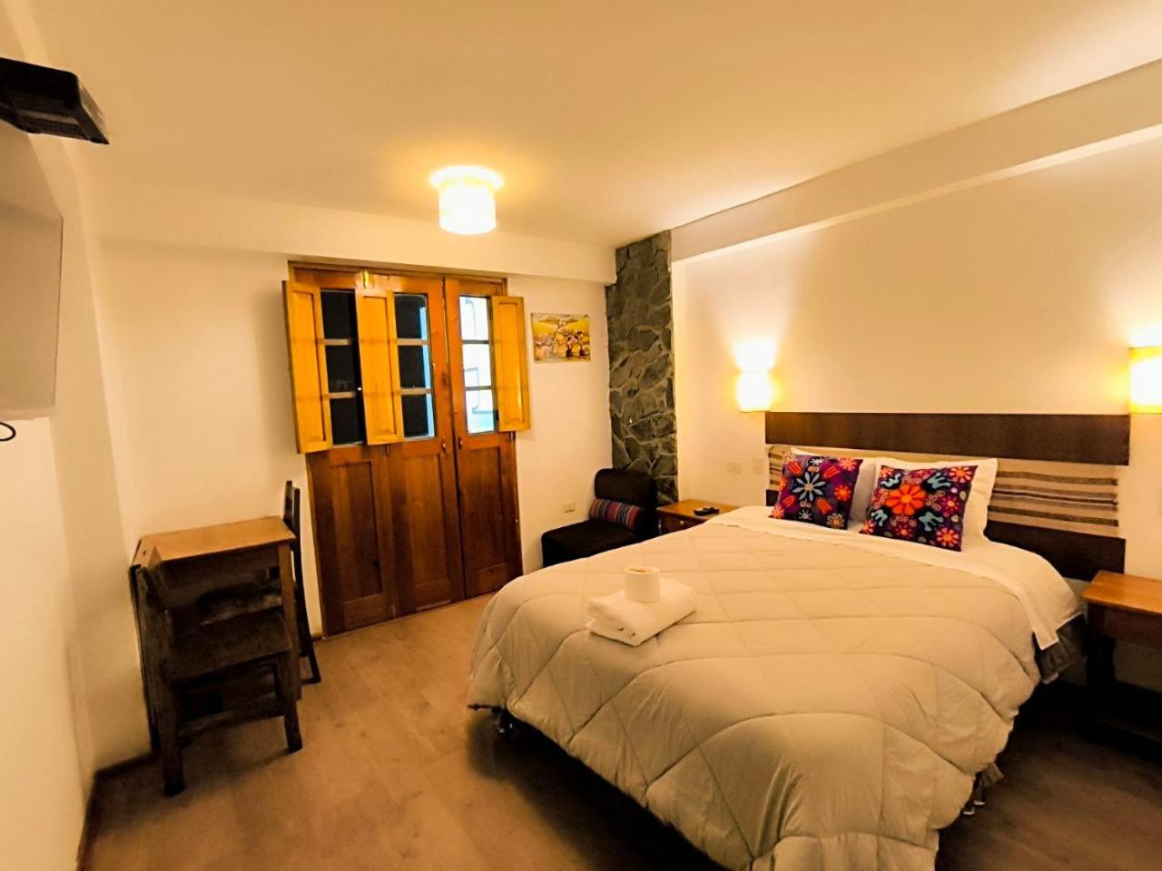 Hostal Balcon De Piedra Urubamba Bagian luar foto